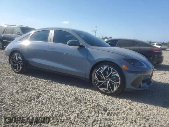 2025 Hyundai Ioniq 6 SEL с VIN KMHM34AA9SA096131, выставлен на аукционе Copart как лот 81727825 с пробегом 2 148 миль миль и Списание • Salvage title. История ставок и продаж доступна на DreamBid. Изображение 4.