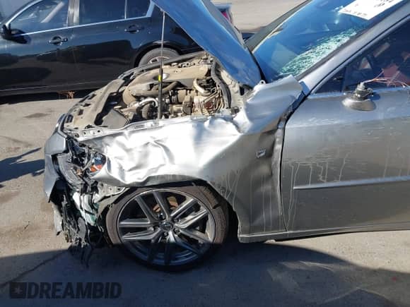 2019 Lexus IS 300 z VIN JTHBA1D28K5098044, wystawiony jako IAAI lot #43010184 z przebiegiem 73 812 mil mil oraz . Historia ofert i sprzedaży dostępna na DreamBid. Obrazek 18.