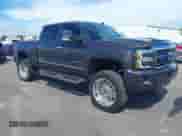 2015 Chevrolet Silverado 2500HD LTZ с VIN 1GC1CWE81FF139248, выставлен на аукционе IAAI как лот 43197842 с пробегом 111 127 миль миль и . История ставок и продаж доступна на DreamBid. Изображение 1.