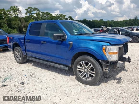 2022 Ford F-150 XL z VIN 1FTEW1C56NKE81241, wystawiony jako Copart lot #67978665 z przebiegiem 40 278 mil mil oraz Czysty tytuł • Clean title. Historia ofert i sprzedaży dostępna na DreamBid. Obrazek 4.