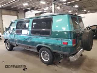 1993 Chevrolet Chevy Van with VIN 1GBEG25K9PF340167, listed as a Copart auction lot 71882035 with 223,827 mi miles and Clean title. Bid and sale history available at DreamBid. Image 2.