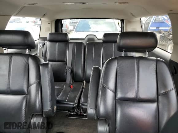 2007 Chevrolet Suburban LTZ z VIN 3GNFK16387G266293, wystawiony jako Copart lot #60095115 z przebiegiem 244 749 mil mil oraz Szkoda całkowita • Salvage title. Historia ofert i sprzedaży dostępna na DreamBid. Obrazek 10.