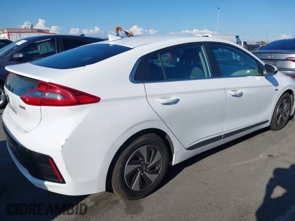 2019 Hyundai Ioniq SEL с VIN KMHC75LC9KU132970, выставлен на аукционе IAAI как лот 43229587 с пробегом 48 679 миль миль и . История ставок и продаж доступна на DreamBid. Изображение 4.