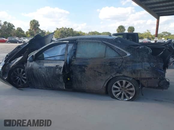 2016 Toyota Camry XLE с VIN 4T1BF1FK4GU555621, выставлен на аукционе IAAI как лот 43535919 с пробегом Не указан миль и . История ставок и продаж доступна на DreamBid. Изображение 15.