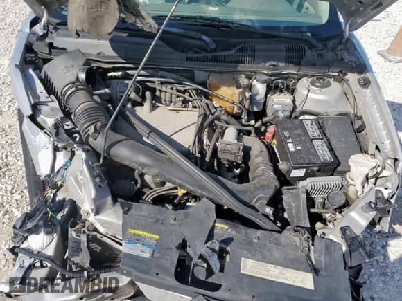 2004 Chevrolet Malibu Maxx LS z VIN 1G1ZT64834F155252, wystawiony jako Copart lot #85724205 z przebiegiem 213 181 mil mil oraz Szkoda całkowita • Salvage title. Historia ofert i sprzedaży dostępna na DreamBid. Obrazek 11.