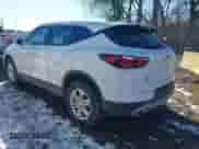 2020 Chevrolet Blazer LT z VIN 3GNKBBRA6LS705853, wystawiony jako IAAI lot #41646508 z przebiegiem 56 115 mil mil oraz . Historia ofert i sprzedaży dostępna na DreamBid. Obrazek 3.