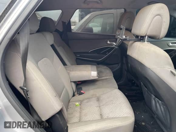 2015 Hyundai Santa Fe GLS with VIN KM8SM4HF4FU088867, listed as a IAAI auction lot 41725425 with 283,301 mi miles and . Bid and sale history available at DreamBid. Image 8.