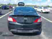 2010 Hyundai Genesis Coupe Track z VIN KMHHT6KD0AU041697, wystawiony jako IAAI lot #43233486 z przebiegiem 107 640 mil mil oraz . Historia ofert i sprzedaży dostępna na DreamBid. Obrazek 17.