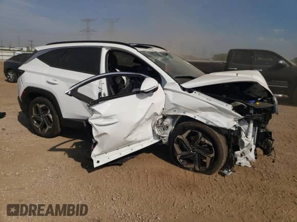 2024 Hyundai Tucson SEL z VIN 5NMJFCDE5RH401454, wystawiony jako Copart lot #81619005 z przebiegiem 9 587 mil mil oraz Szkoda całkowita • Salvage title. Historia ofert i sprzedaży dostępna na DreamBid. Obrazek 4.