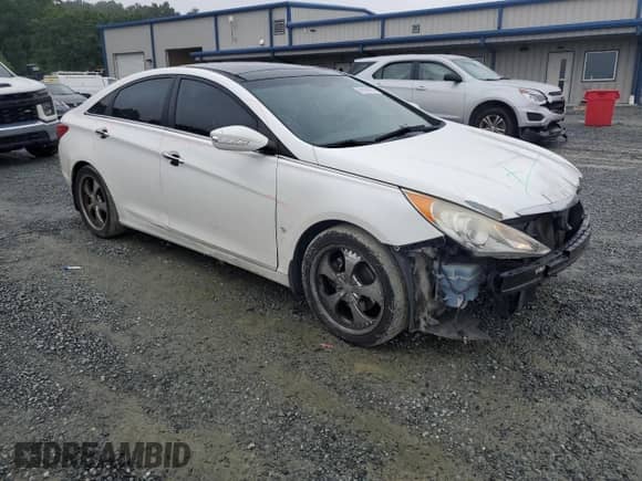 2013 Hyundai Sonata SE с VIN 5NPEC4ACXDH787643, выставлен на аукционе Copart как лот 68164785 с пробегом 195 240 миль миль и Списание • Salvage title. История ставок и продаж доступна на DreamBid. Изображение 4.