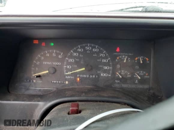 1997 Chevrolet Silverado 1500 with VIN 1GCEC14R2VZ231710, listed as a Copart auction lot 51452965 with 263,678 mi miles and Salvage title. Bid and sale history available at DreamBid. Image 9.