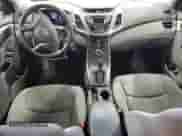 2014 Hyundai Elantra SE z VIN KMHDH4AE8EU168931, wystawiony jako Copart lot #82755675 z przebiegiem 159 656 mil mil oraz Czysty tytuł • Clean title. Historia ofert i sprzedaży dostępna na DreamBid. Obrazek 8.