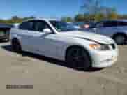 2006 BMW 3 Series 330i с VIN WBAVB33596PS17701, выставлен на аукционе Copart как лот 86074485 с пробегом 117 606 миль миль и Чистый • Clean title. История ставок и продаж доступна на DreamBid. Изображение 4.