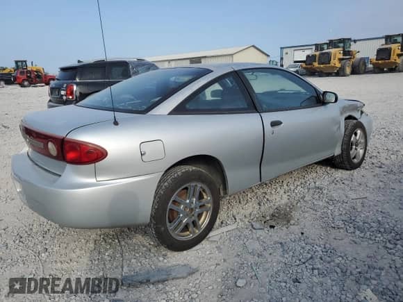 2003 Chevrolet Cavalier с VIN 1G1JC12F737318804, выставлен на аукционе Copart как лот 62700445 с пробегом 176 417 миль миль и Списание • Salvage title. История ставок и продаж доступна на DreamBid. Изображение 3.