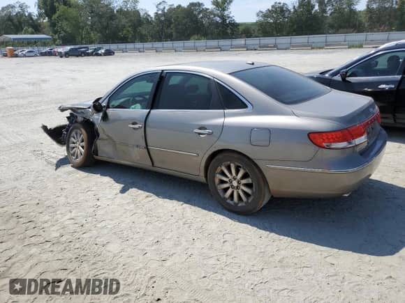 2009 Hyundai Azera Limited с VIN KMHFC46F09A364202, выставлен на аукционе Copart как лот 68546314 с пробегом 158 934 миль миль и Списание • Salvage title. История ставок и продаж доступна на DreamBid. Изображение 2.