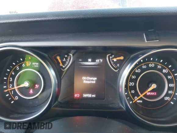 2022 Jeep Wrangler Unlimited Sport with VIN 1C4HJXDG1NW106171, listed as a IAAI auction lot 41357206 with 36,932 mi miles and . Bid and sale history available at DreamBid. Image 7.