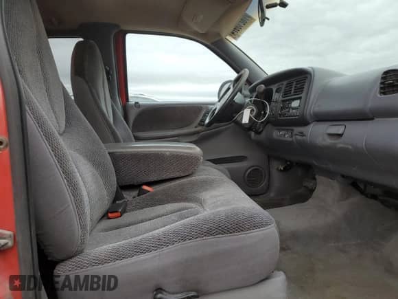 1998 Dodge Dakota SLT z VIN 1B7GL22X4WS573038, wystawiony jako Copart lot #44205935 z przebiegiem 126 293 mil mil oraz Czysty tytuł • Clean title. Historia ofert i sprzedaży dostępna na DreamBid. Obrazek 10.