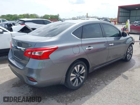 2017 Nissan Sentra SR с VIN 3N1AB7AP7HY374161, выставлен на аукционе IAAI как лот 42091618 с пробегом 93 598 миль миль и . История ставок и продаж доступна на DreamBid. Изображение 4.