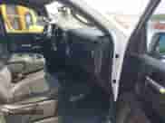 2019 Chevrolet Silverado 1500 Work Truck z VIN 3GCUYAEF3KG228943, wystawiony jako IAAI lot #42733066 z przebiegiem 148 329 mil mil oraz . Historia ofert i sprzedaży dostępna na DreamBid. Obrazek 5.