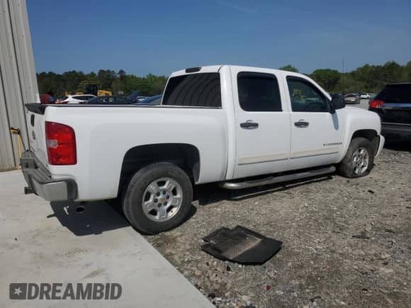 2008 Chevrolet Silverado 1500 1LT z VIN 2GCEC13J281334151, wystawiony jako Copart lot #59548085 z przebiegiem 128 333 mil mil oraz Szkoda całkowita • Salvage title. Historia ofert i sprzedaży dostępna na DreamBid. Obrazek 3.