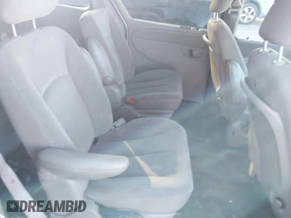 2003 Dodge Grand Caravan with VIN 2D8GP44383R156904, listed as a IAAI auction lot 41858820 with Not provided miles and . Bid and sale history available at DreamBid. Image 8.