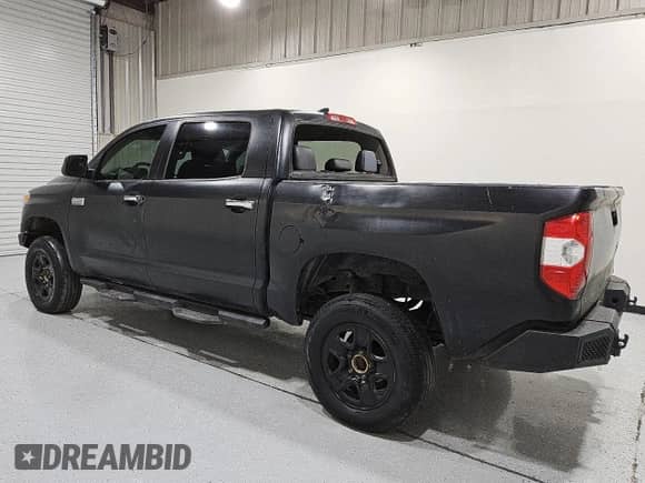2020 Toyota Tundra Platinum с VIN 5TFAY5F17LX917622, выставлен на аукционе Copart как лот 56607155 с пробегом 75 390 миль миль и Чистый • Clean title. История ставок и продаж доступна на DreamBid. Изображение 2.