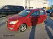 2011 Chevrolet Aveo LS z VIN KL1TD6DE6BB188130, wystawiony jako Copart lot #77906444 z przebiegiem 123 792 mil mil oraz Szkoda całkowita • Salvage title. Historia ofert i sprzedaży dostępna na DreamBid. Obrazek 1.