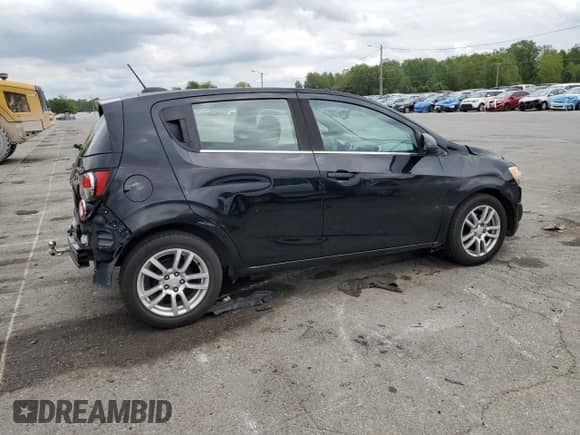 2016 Chevrolet Sonic LT с VIN 1G1JC6SH7G4168120, выставлен на аукционе Copart как лот 70080905 с пробегом 123 872 миль миль и Списание • Salvage title. История ставок и продаж доступна на DreamBid. Изображение 3.