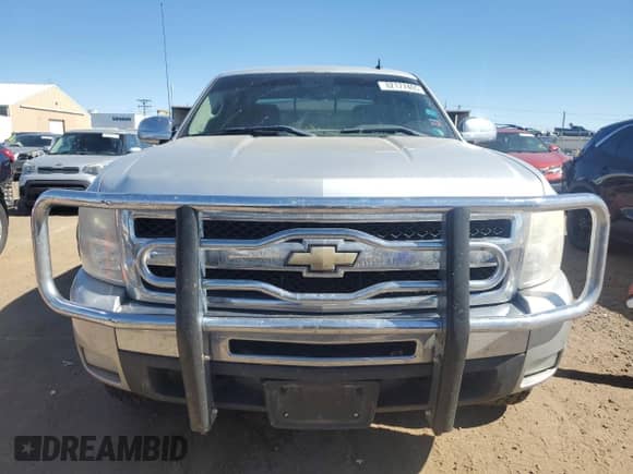 2011 Chevrolet Silverado 1500 LT with VIN 3GCPKSE31BG309207, listed as a Copart auction lot 82177405 with 171,809 mi miles and Salvage title. Bid and sale history available at DreamBid. Image 5.