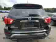 2017 Nissan Pathfinder S z VIN 5N1DR2MN4HC650741, wystawiony jako Copart lot #69464345 z przebiegiem 67 199 mil mil oraz Szkoda całkowita • Salvage title. Historia ofert i sprzedaży dostępna na DreamBid. Obrazek 6.