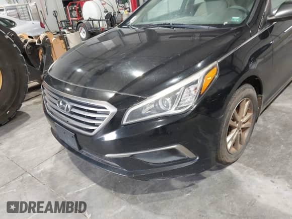 2016 Hyundai Sonata SE с VIN 5NPE24AFXGH432134, выставлен на аукционе IAAI как лот 42624512 с пробегом 240 813 миль миль и . История ставок и продаж доступна на DreamBid. Изображение 6.