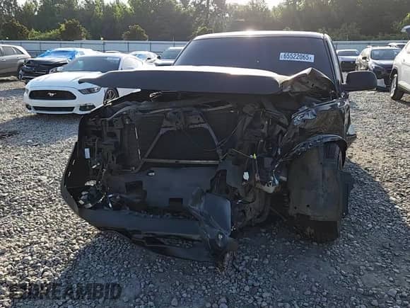 2007 Chevrolet Silverado 1500 Work Truck with VIN 1GCEC14X17Z127629, listed as a Copart auction lot 65522065 with 174,366 mi miles and Salvage title. Bid and sale history available at DreamBid. Image 13.