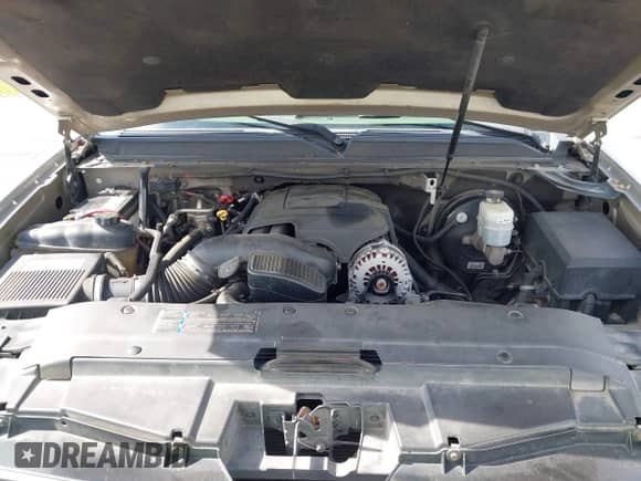 2007 Chevrolet Tahoe LT with VIN 1GNFK13077R418025, listed as a IAAI auction lot 42997636 with 301,389 mi miles and . Bid and sale history available at DreamBid. Image 10.