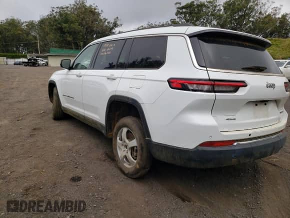 2023 Jeep Grand Cherokee Laredo with VIN 1C4RJKAGXP8865839, listed as a Copart auction lot 81690015 with 44,238 mi miles and Clean title. Bid and sale history available at DreamBid. Image 2.