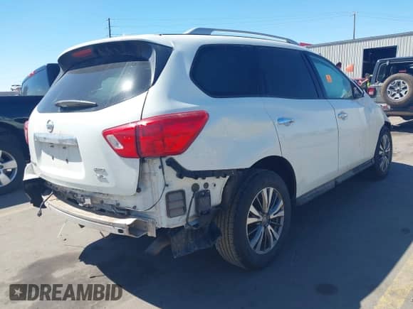 2019 Nissan Pathfinder SV with VIN 5N1DR2MM9KC600352, listed as a IAAI auction lot 41962641 with Not provided miles and . Bid and sale history available at DreamBid. Image 4.