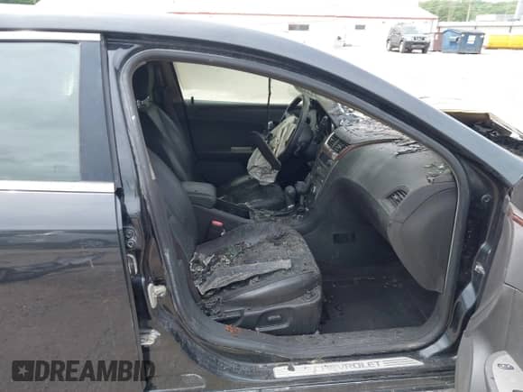 2009 Chevrolet Malibu LTZ with VIN 1G1ZK57799F231693, listed as a IAAI auction lot 42687084 with Not provided miles and . Bid and sale history available at DreamBid. Image 5.