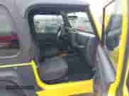 2006 Jeep Wrangler SE z VIN 1J4FA29S66P718198, wystawiony jako IAAI lot #42410571 z przebiegiem 157 653 mil mil oraz . Historia ofert i sprzedaży dostępna na DreamBid. Obrazek 5.