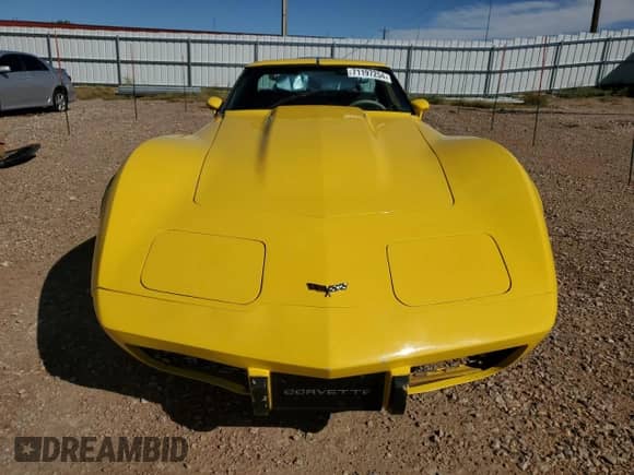 1977 Chevrolet Corvette с VIN 1Z37L7S443935, выставлен на аукционе Copart как лот 71197254 с пробегом 70 949 миль миль и Чистый • Clean title. История ставок и продаж доступна на DreamBid. Изображение 5.
