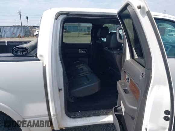 2013 Ford F-150 XL с VIN 1FTFW1ET1DFA68344, выставлен на аукционе IAAI как лот 43034194 с пробегом 201 373 миль миль и . История ставок и продаж доступна на DreamBid. Изображение 8.
