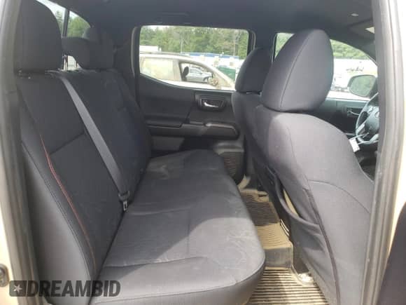 2020 Toyota Tacoma SR with VIN 3TMCZ5AN2LM350550, listed as a Copart auction lot 68075545 with 149,896 mi miles and Salvage title. Bid and sale history available at DreamBid. Image 10.