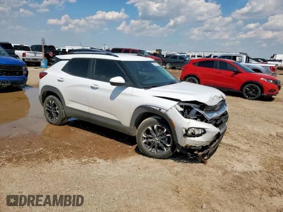 2023 Chevrolet TrailBlazer LT z VIN KL79MPSLXPB216106, wystawiony jako Copart lot #68874255 z przebiegiem 32 850 mil mil oraz Szkoda całkowita • Salvage title. Historia ofert i sprzedaży dostępna na DreamBid. Obrazek 4.