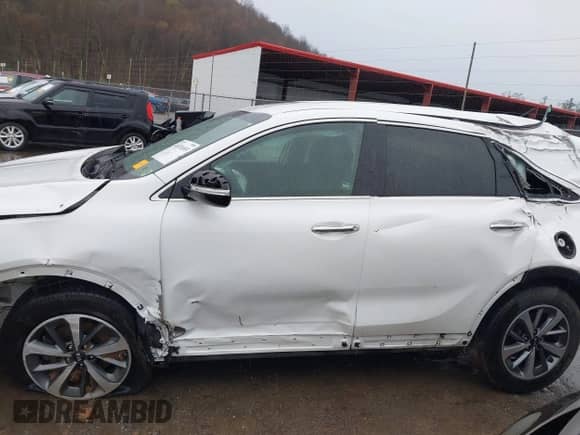 2020 Kia Sorento LX с VIN 5XYPGDA59LG664842, выставлен на аукционе IAAI как лот 41931693 с пробегом 68 316 миль миль и . История ставок и продаж доступна на DreamBid. Изображение 14.