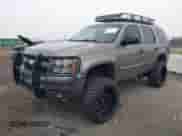 2008 Chevrolet Tahoe Special Service с VIN 1GNFK03058R252177, выставлен на аукционе IAAI как лот 41859933 с пробегом 176 574 миль миль и . История ставок и продаж доступна на DreamBid. Изображение 17.