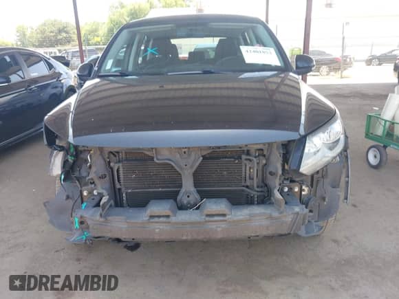 2014 Volkswagen Tiguan SEL with VIN WVGAV3AX9EW625726, listed as a IAAI auction lot 42401853 with 145,082 mi miles and . Bid and sale history available at DreamBid. Image 6.