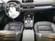 2024 Mazda CX-5 S Preferred z VIN JM3KFBCL2R0514235, wystawiony jako Copart lot #81770445 z przebiegiem 8 902 mil mil oraz Szkoda całkowita • Salvage title. Historia ofert i sprzedaży dostępna na DreamBid. Obrazek 8.