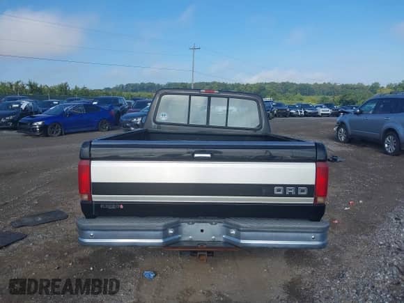 1994 Ford F-150 с VIN 1FTEX15H4RKB36879, выставлен на аукционе IAAI как лот 43158120 с пробегом 190 556 миль миль и . История ставок и продаж доступна на DreamBid. Изображение 16.