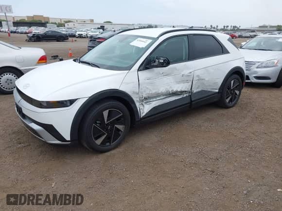 2025 Hyundai Ioniq 5 SEL z VIN 7YAKN4DA4SY008488, wystawiony jako IAAI lot #42460932 z przebiegiem 703 mil mil oraz . Historia ofert i sprzedaży dostępna na DreamBid. Obrazek 19.