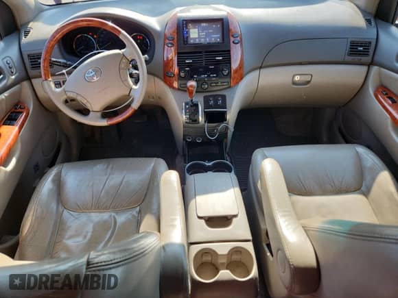 2009 Toyota Sienna XLE с VIN 5TDBK22C29S027393, выставлен на аукционе Copart как лот 65507745 с пробегом 230 919 миль миль и Списание • Salvage title. История ставок и продаж доступна на DreamBid. Изображение 8.