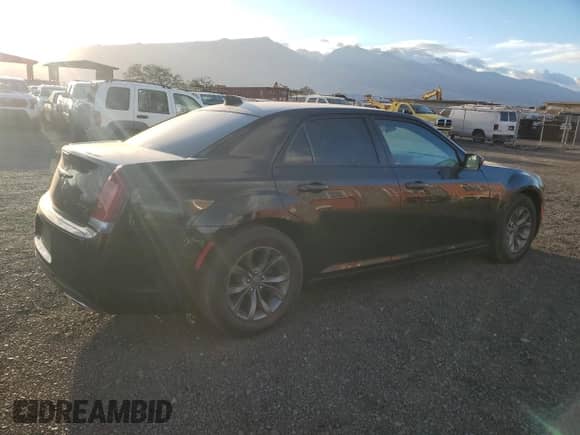 2019 Chrysler 300 S с VIN 2C3CCABG0KH562942, выставлен на аукционе Copart как лот 84055845 с пробегом 52 810 миль миль и На запчасти • Non repairable. История ставок и продаж доступна на DreamBid. Изображение 3.