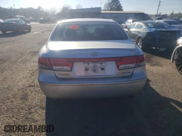 2007 Hyundai Azera SE с VIN KMHFC46F07A178026, выставлен на аукционе Copart как лот 86903254 с пробегом Не указан миль и Списание • Salvage title. История ставок и продаж доступна на DreamBid. Изображение 6.